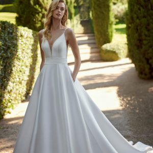 VDO NOVIA ADRIANA ALIER MOD: DORA